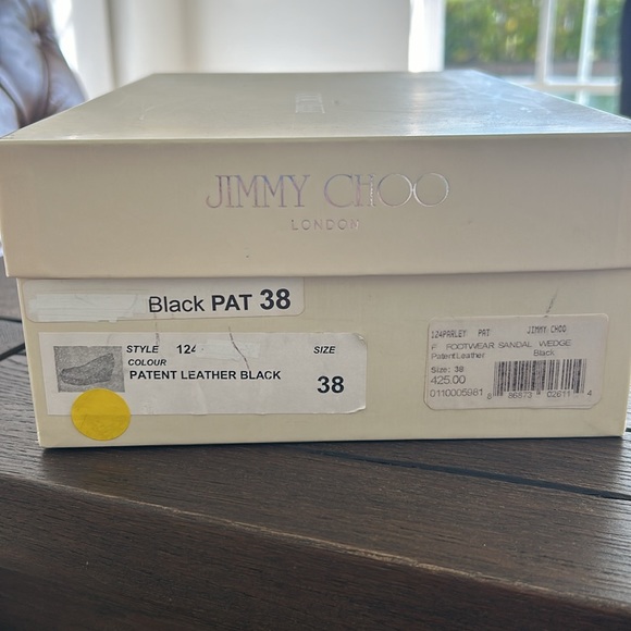 Jimmy Choo - Picture 4 of 5